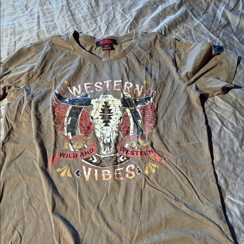 Western Vibes Graphic Tee - Brown Crewneck